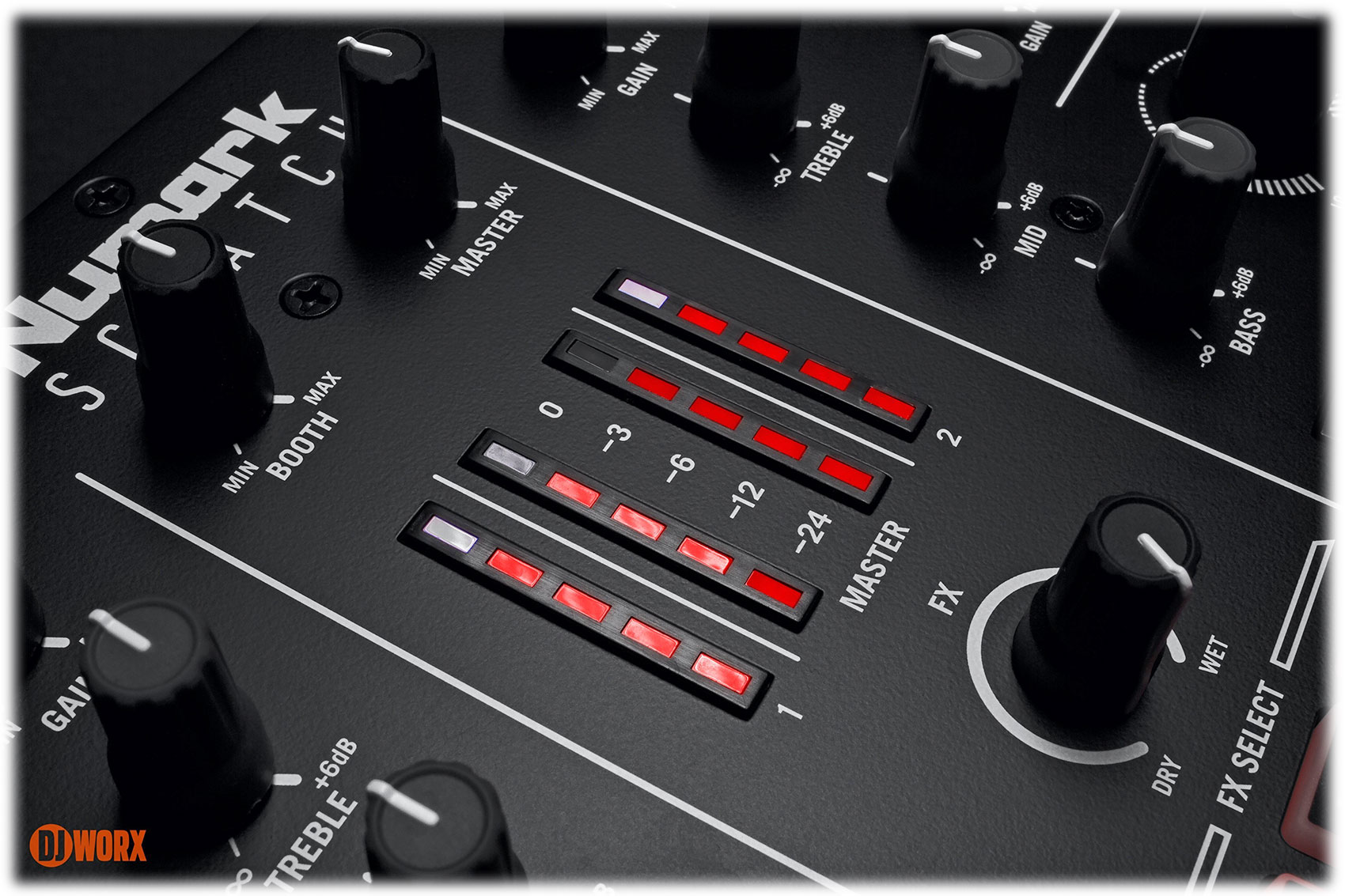 Numark Scratch 24-Bit 2-Channel Serato DJ Pro DVS Scratch Mixer +