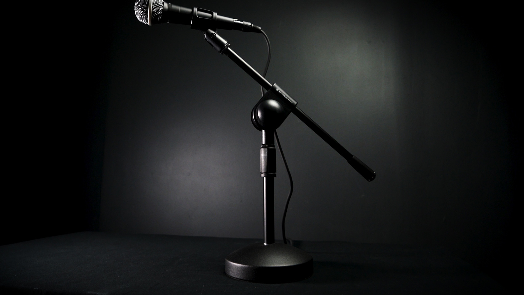 Rockville RDMS70 Desktop Mic Stand with Boom+Steel Round Base