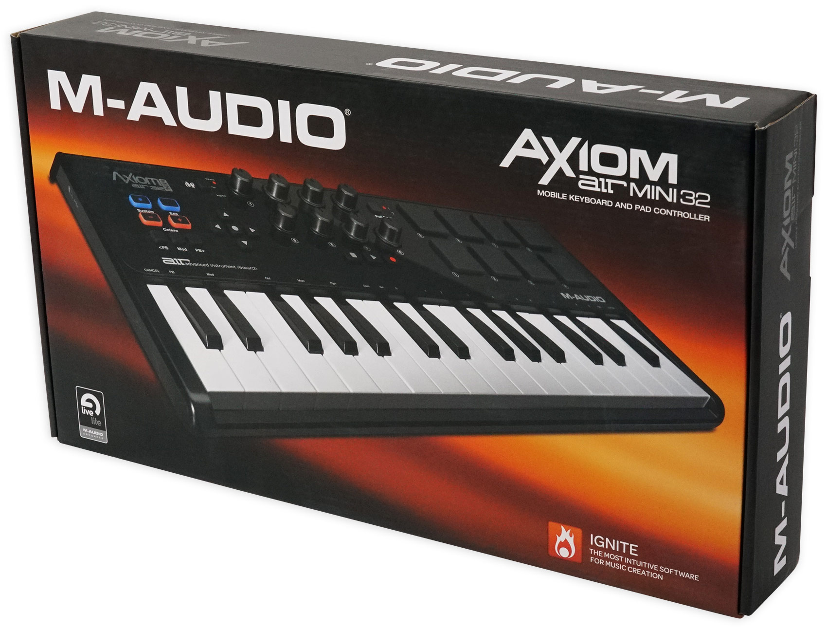 MAudio Axiom AIR Mini 32Key USB MIDI Keyboard Controller w/ Drum Pads